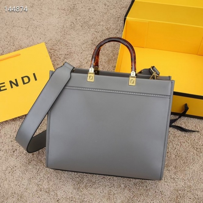 FENDI フェンディ 2021年最新なクラシックな トートバッグ