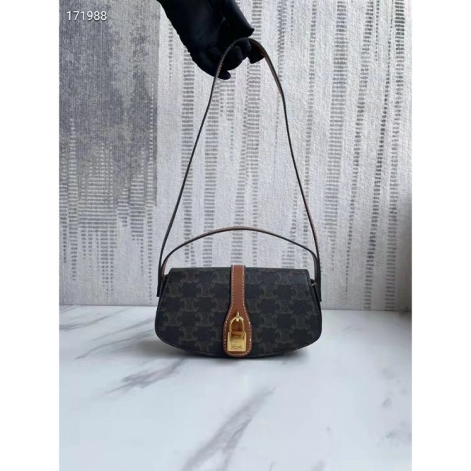 CelineTRIOMPHECANVASロゴプリントとカーフレザーストラップクラッチ