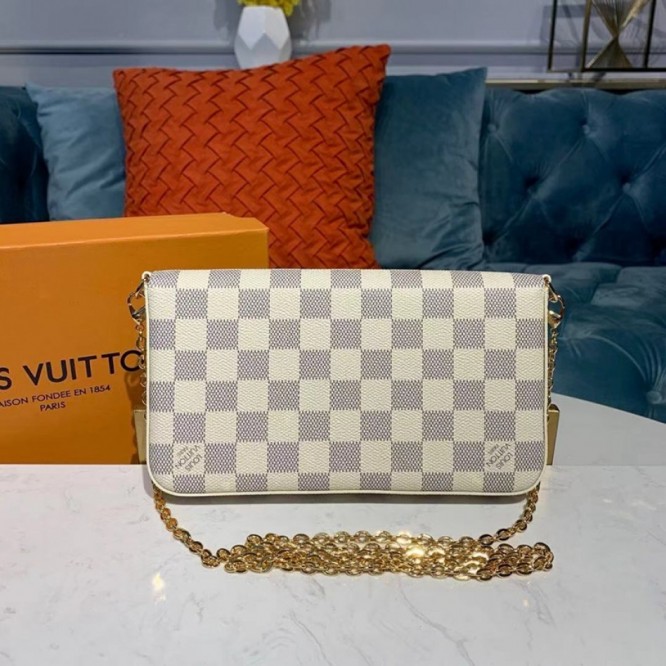 LOUIS VUITTON N63106  ポシェット・フェリシー