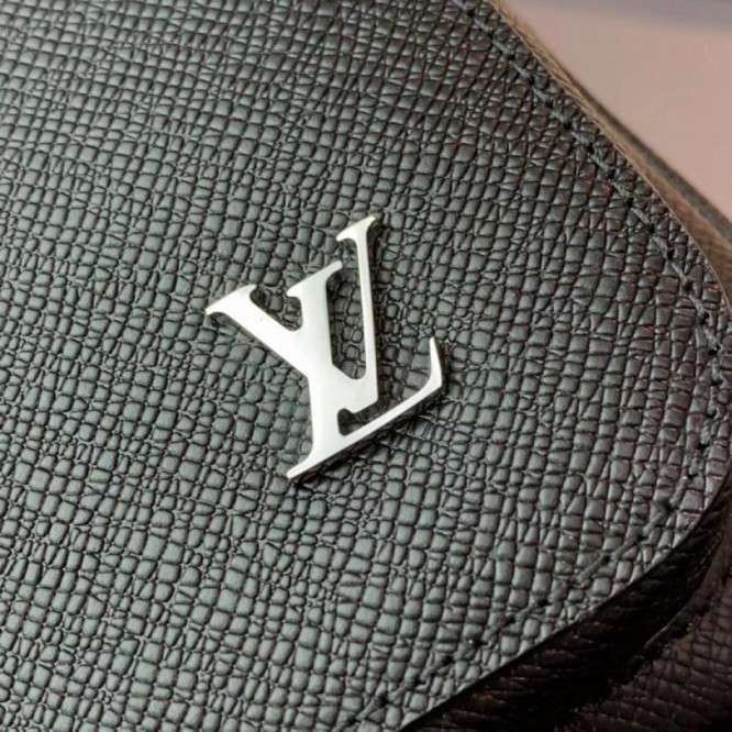 LOUIS VUITTON M30258  アレックス・バックパック