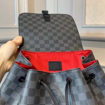 LOUIS VUITTON N40279  ユーティリティ・バックパック LOUIS VUITTON N40279  ユーティリティ・バックパック
