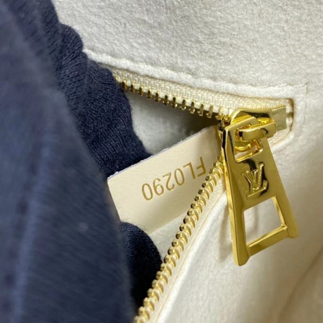 LOUIS VUITTON M45654  オンザゴー PM