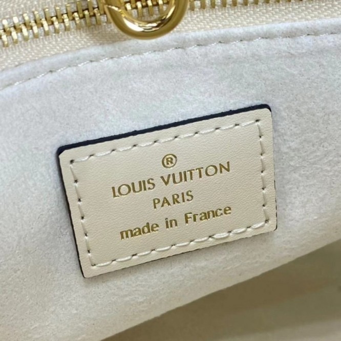 LOUIS VUITTON M45654  オンザゴー PM