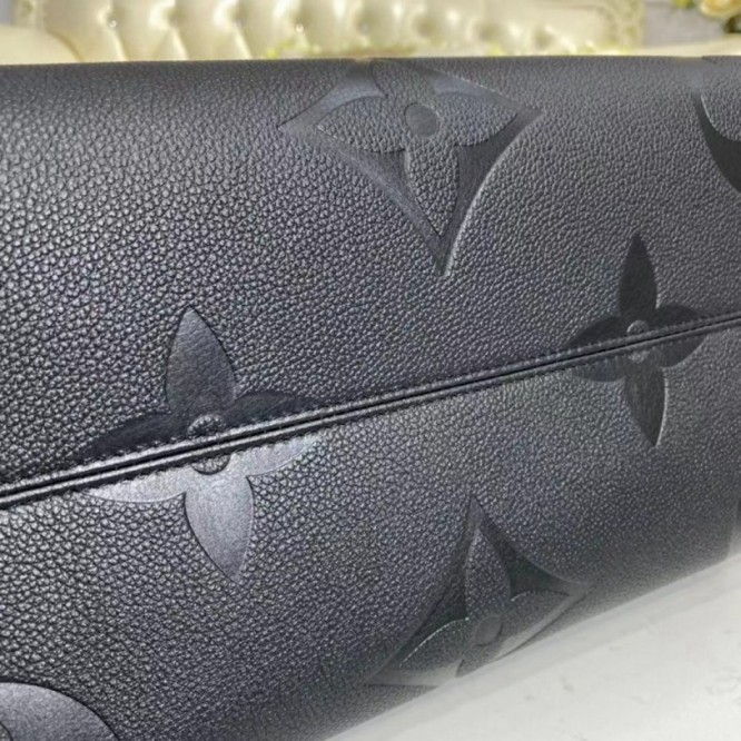 LOUIS VUITTON M44925  オンザゴー GM
