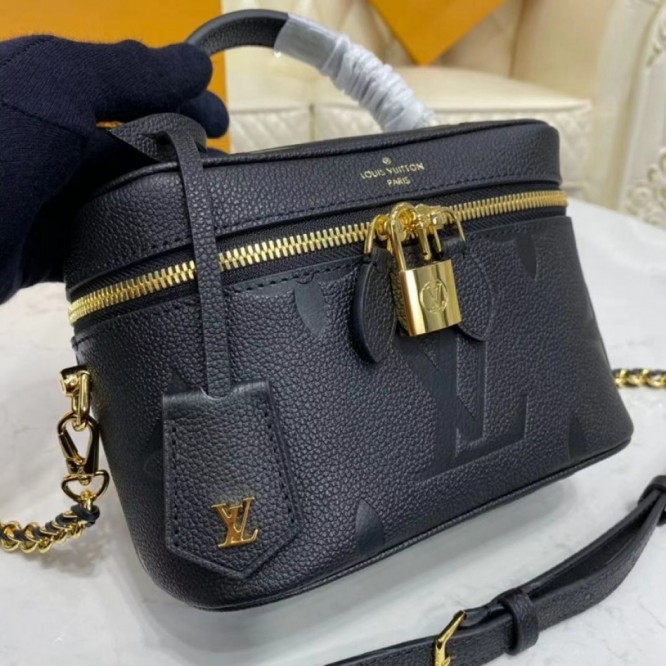 LOUIS VUITTON M45598  ヴァニティ PM