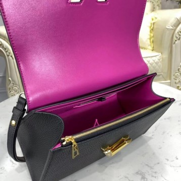 LOUIS VUITTON M57090  ツイスト・ワンハンドル MM LOUIS VUITTON M57090  ツイスト・ワンハンドル MM