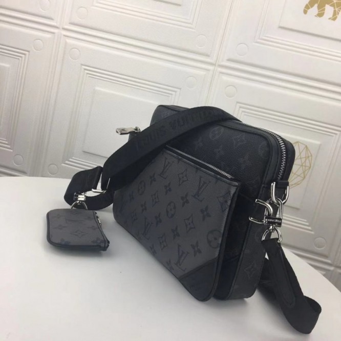 LOUIS VUITTON M69443  トリオ・メッセンジャー