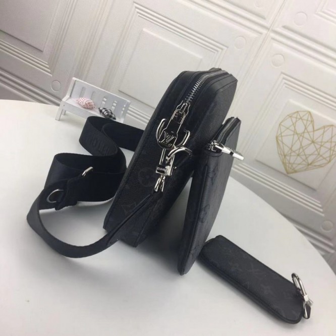 LOUIS VUITTON M69443  トリオ・メッセンジャー