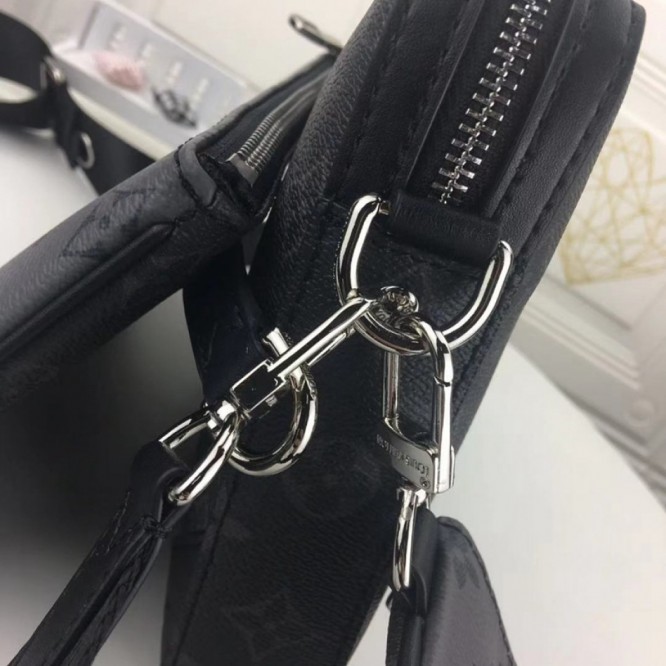 LOUIS VUITTON M69443  トリオ・メッセンジャー