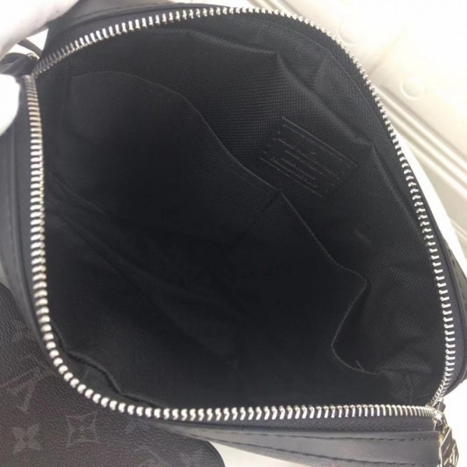 LOUIS VUITTON M69443  トリオ・メッセンジャー