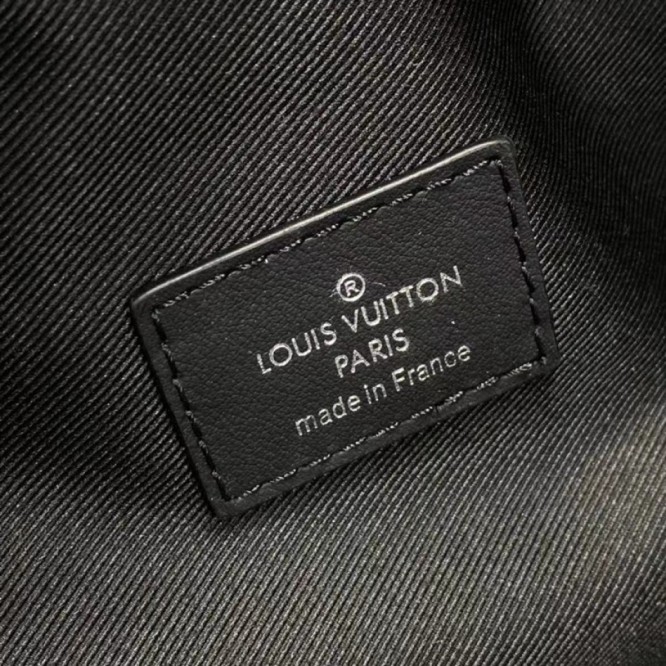 LOUIS VUITTON M57274  ディスカバリー・バックパック PM