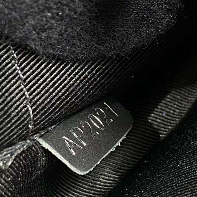 LOUIS VUITTON N50014  ステュディオ・メッセンジャー