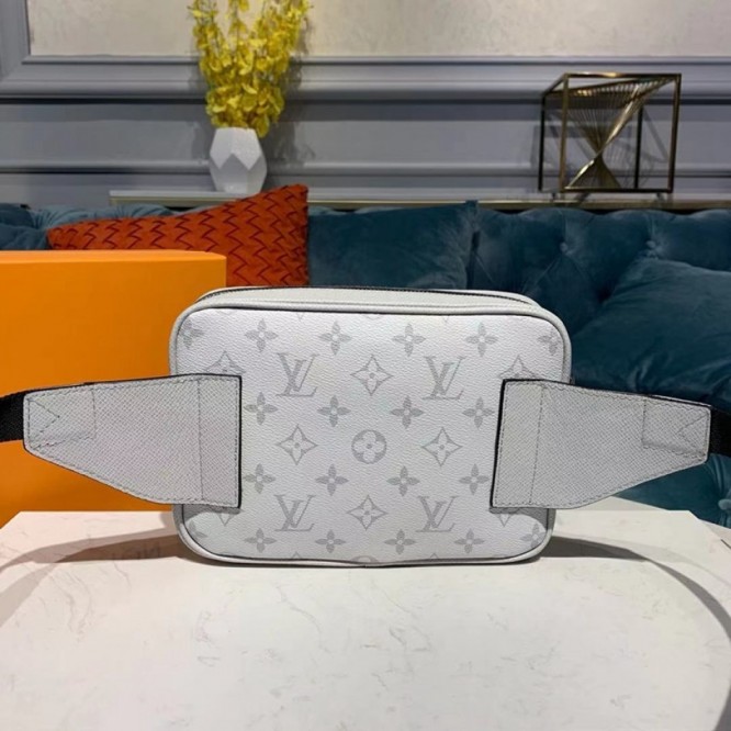 LOUIS VUITTON M30247  バムバッグ・アウトドア