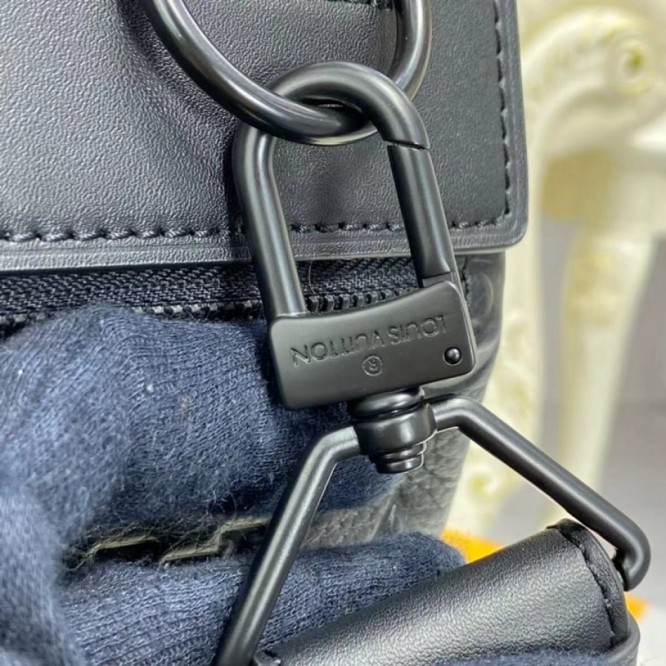 LOUIS VUITTON M55701  スティーマー PM