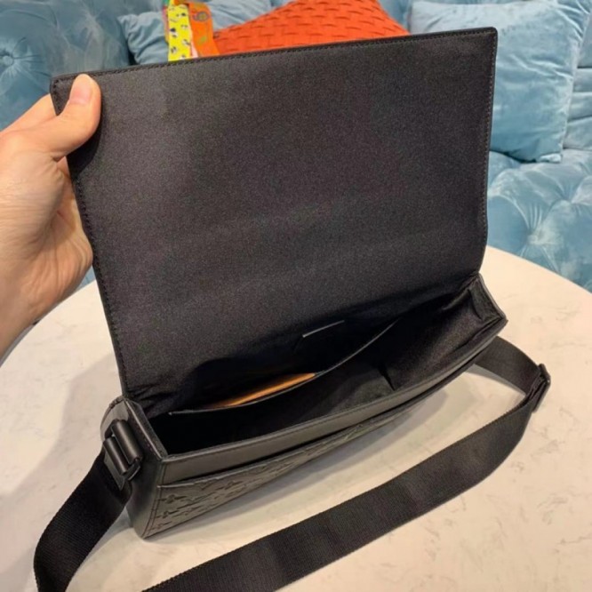 LOUIS VUITTON M44729  スプリンター・メッセンジャー