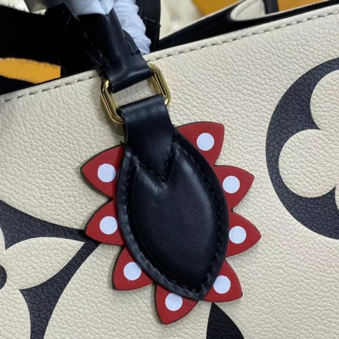 LOUIS VUITTON M45372  オンザゴー GM