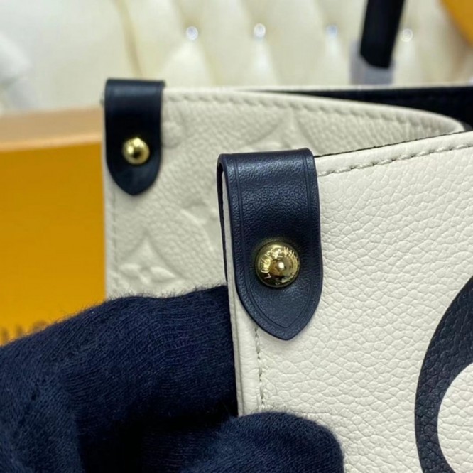 LOUIS VUITTON M45372  オンザゴー GM