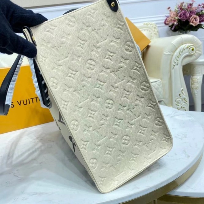 LOUIS VUITTON M45372  オンザゴー GM