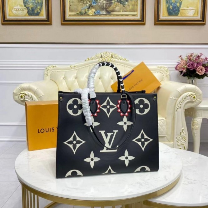 LOUIS VUITTON M45373  オンザゴー GM