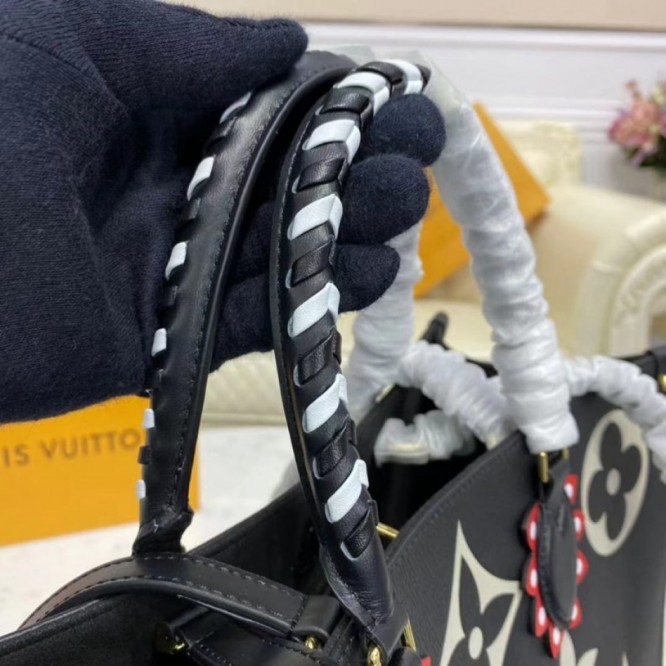 LOUIS VUITTON M45373  オンザゴー GM