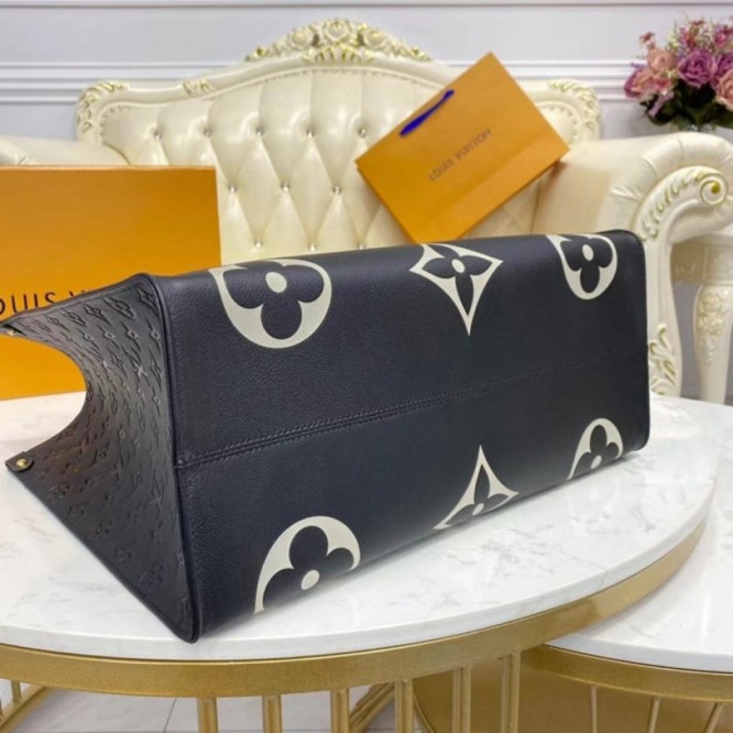 LOUIS VUITTON M45373  オンザゴー GM
