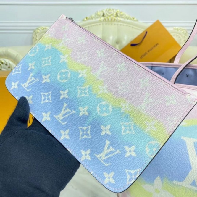 LOUIS VUITTON M45270  LVエスカル ネヴァーフル MM