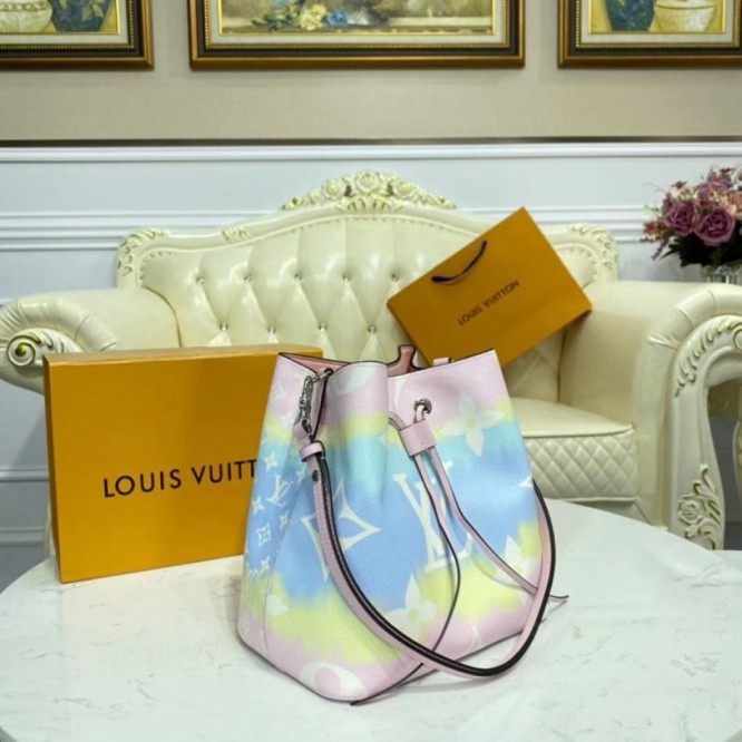 LOUIS VUITTON M45124  LVエスカル ネオノエ