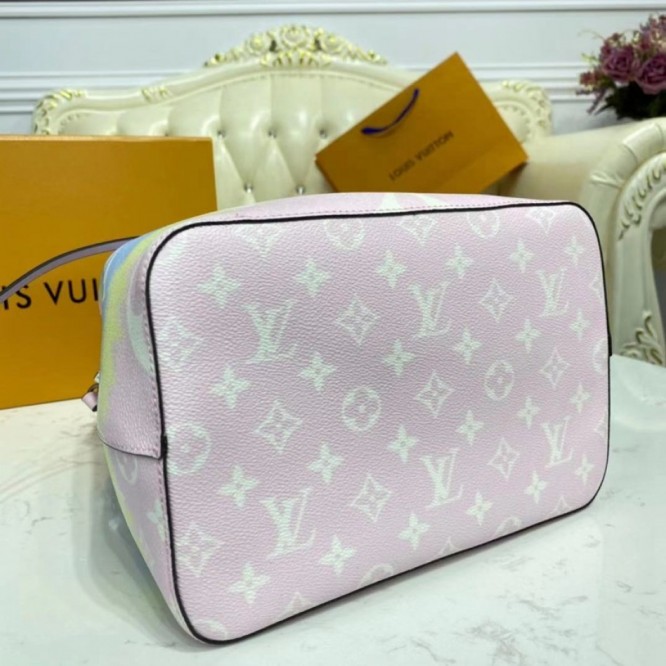 LOUIS VUITTON M45124  LVエスカル ネオノエ
