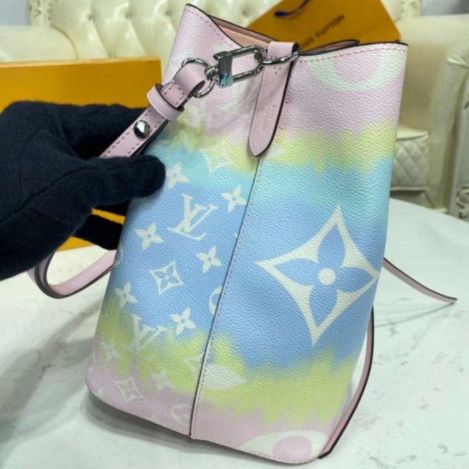 LOUIS VUITTON M45124  LVエスカル ネオノエ