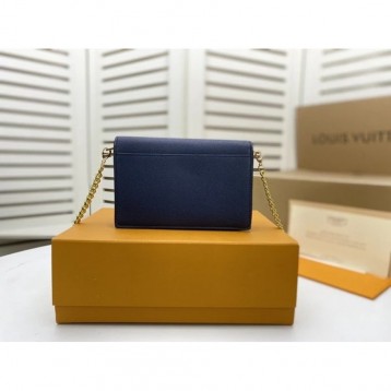 Louis Vuitton M63470