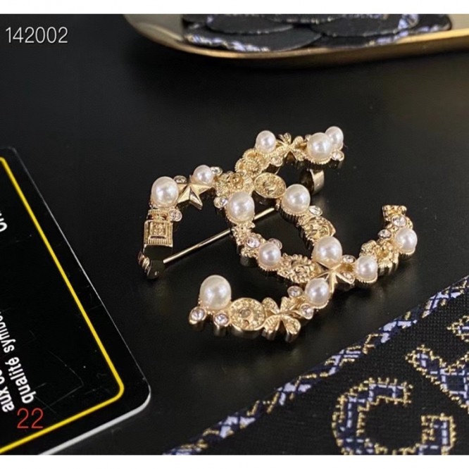 CHANEL シリーズブローチ SP008CH