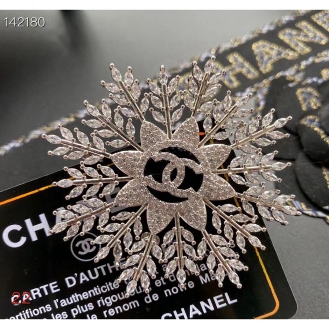 CHANEL シリーズブローチ SP034CH