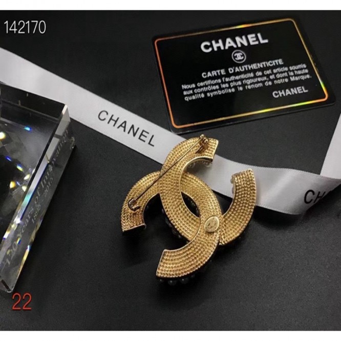CHANEL シリーズブローチ SP043CH