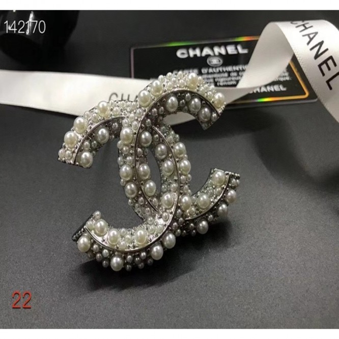CHANEL シリーズブローチ SP043CH