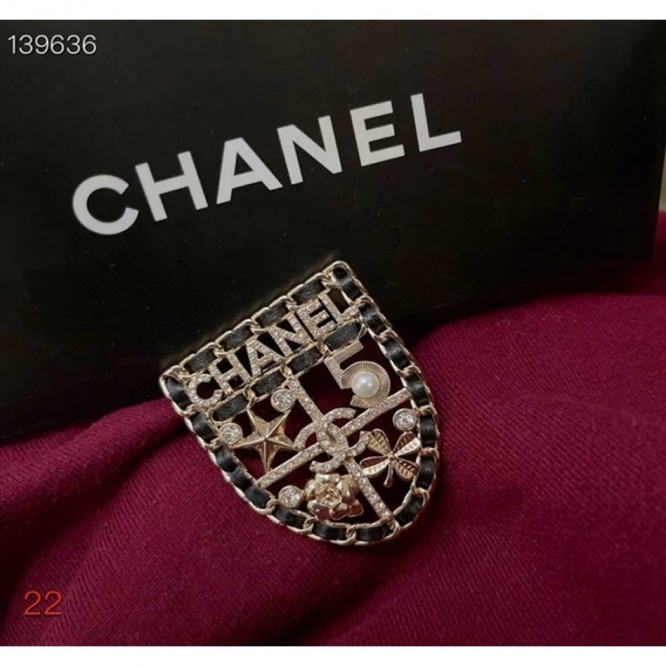 CHANEL シリーズブローチ SP046CH