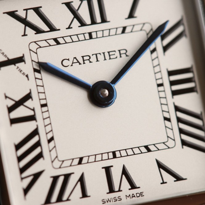 CARTIER Panthère シリーズの女性の腕時計 27mm×37mm