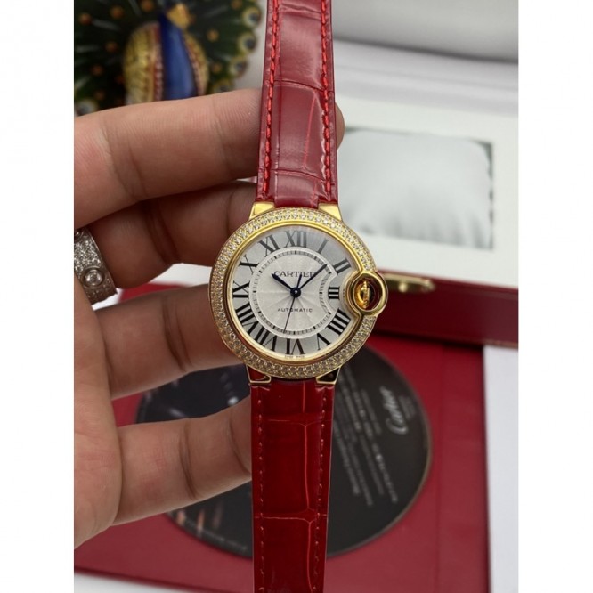 CARTIER Ballon Bleuシリーズのレディース機械式時計 36mm