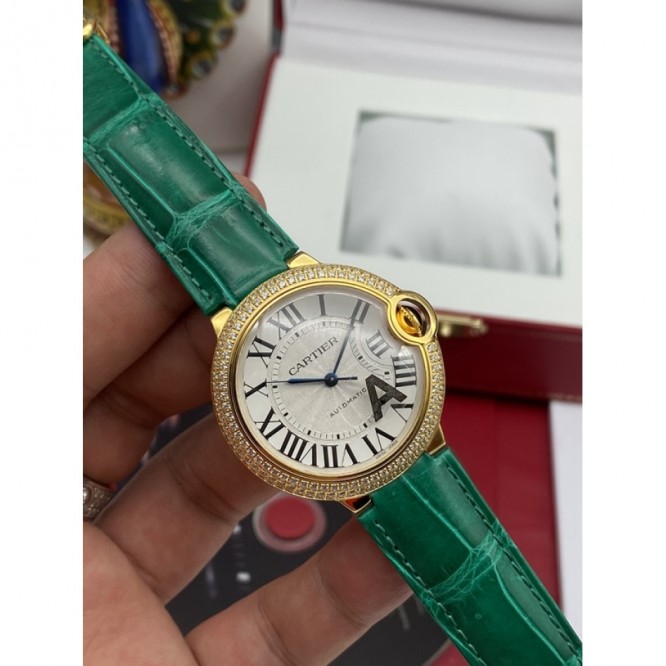 CARTIER Ballon Bleuシリーズのレディース機械式時計 36mm