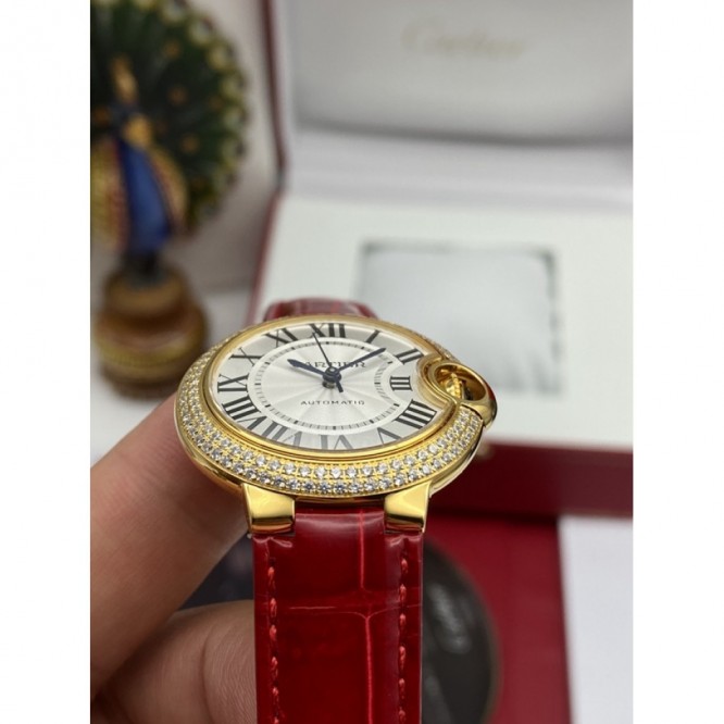 CARTIER Ballon Bleuシリーズのレディース機械式時計 36mm