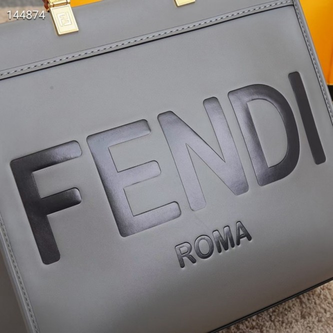 FENDI フェンディ 2021年最新なクラシックな トートバッグ