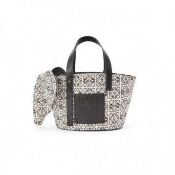 新作★LOEWE★エレファント バスケットバッグ (アナグラムジャカード&カーフ) A546T21X05