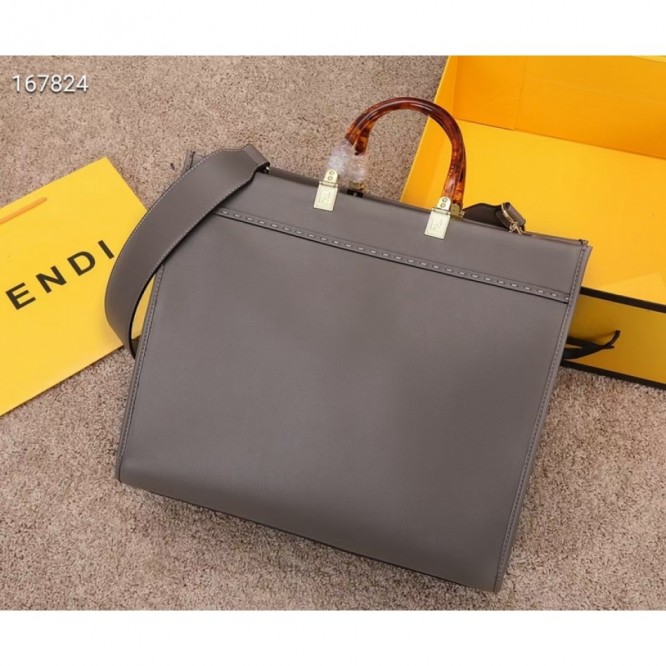 FENDI フェンディ 2021年最新なクラシックな トートバッグ