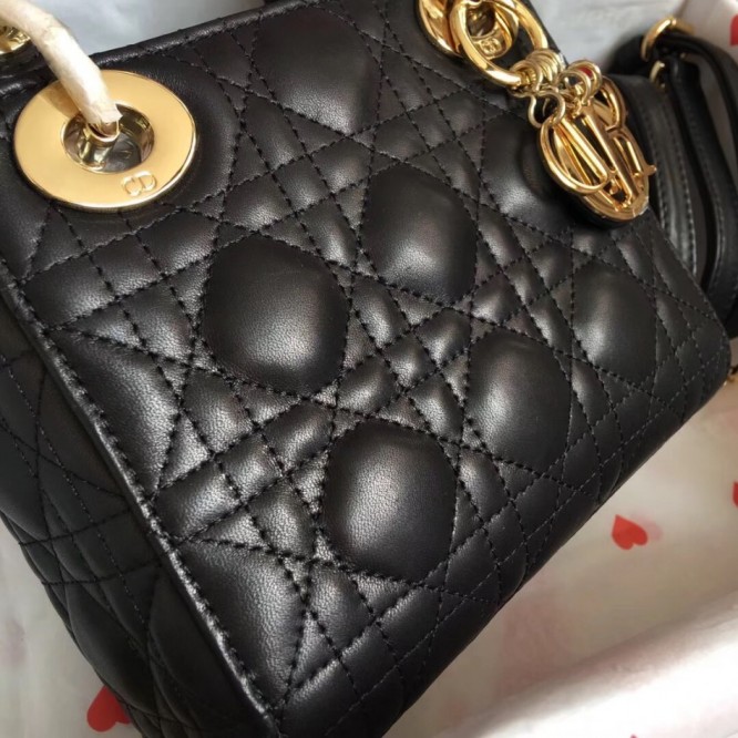 ディオール LADY DIOR ミニバッグ エレガント