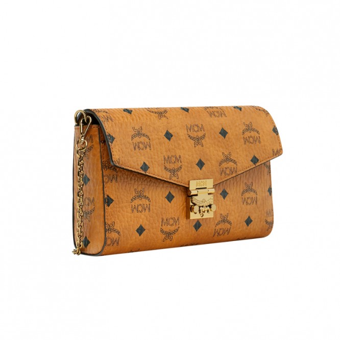 【世界中で大人気】MCM 〈トレーシー〉 フラップ クロスボディバッグ ヴィセトス MYZ9SME05CO001