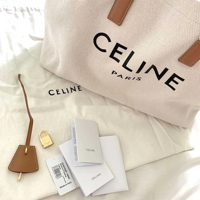 【CELINE】これで決まり！人気《Horizontal Cabas》トートバッグ◆安心追跡付