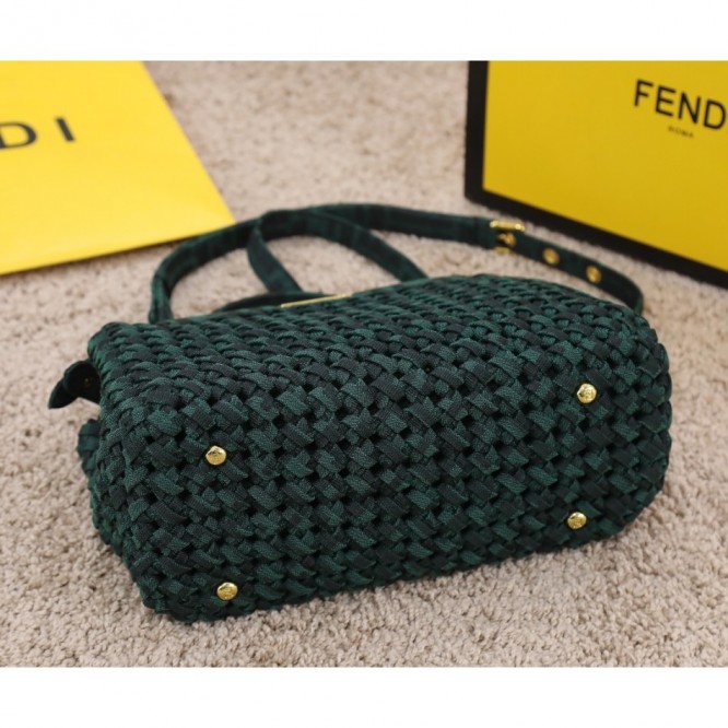 FENDI フェンディ なクラシックな ショルダーバッグハンドバッグ