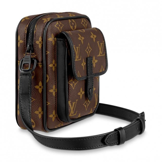 LOUIS VUITTON クリストファーウエアラブル ウォレット M69404