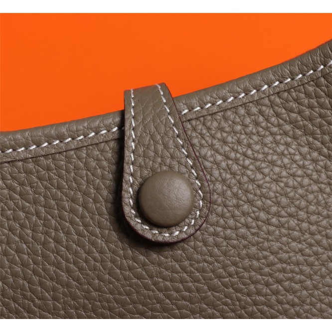 ★新入荷★HERMES エルメス Evelyne MINI エヴリン ミニ ショルダーバッグ 斜めかけ H069426CCCR