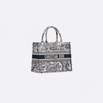【世界中で大人気♪】Dior 2021 DIOR BOOK TOTE スモールバッグ トワル ドゥ ジュイ エンブロイダリー M1296ZTDT_M808 【世界中で大人気♪】Dior 2021 DIOR BOOK TOTE スモールバッグ トワル ドゥ ジュイ エンブロイダリー M1296ZTDT_M808