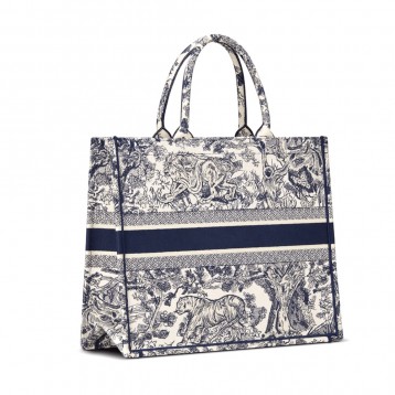 【世界中で大人気♪】Dior 2021SS DIOR BOOK TOTE ラージバッグ ブルー M1286ZTDT_M808 【世界中で大人気♪】Dior 2021SS DIOR BOOK TOTE ラージバッグ ブルー M1286ZTDT_M808